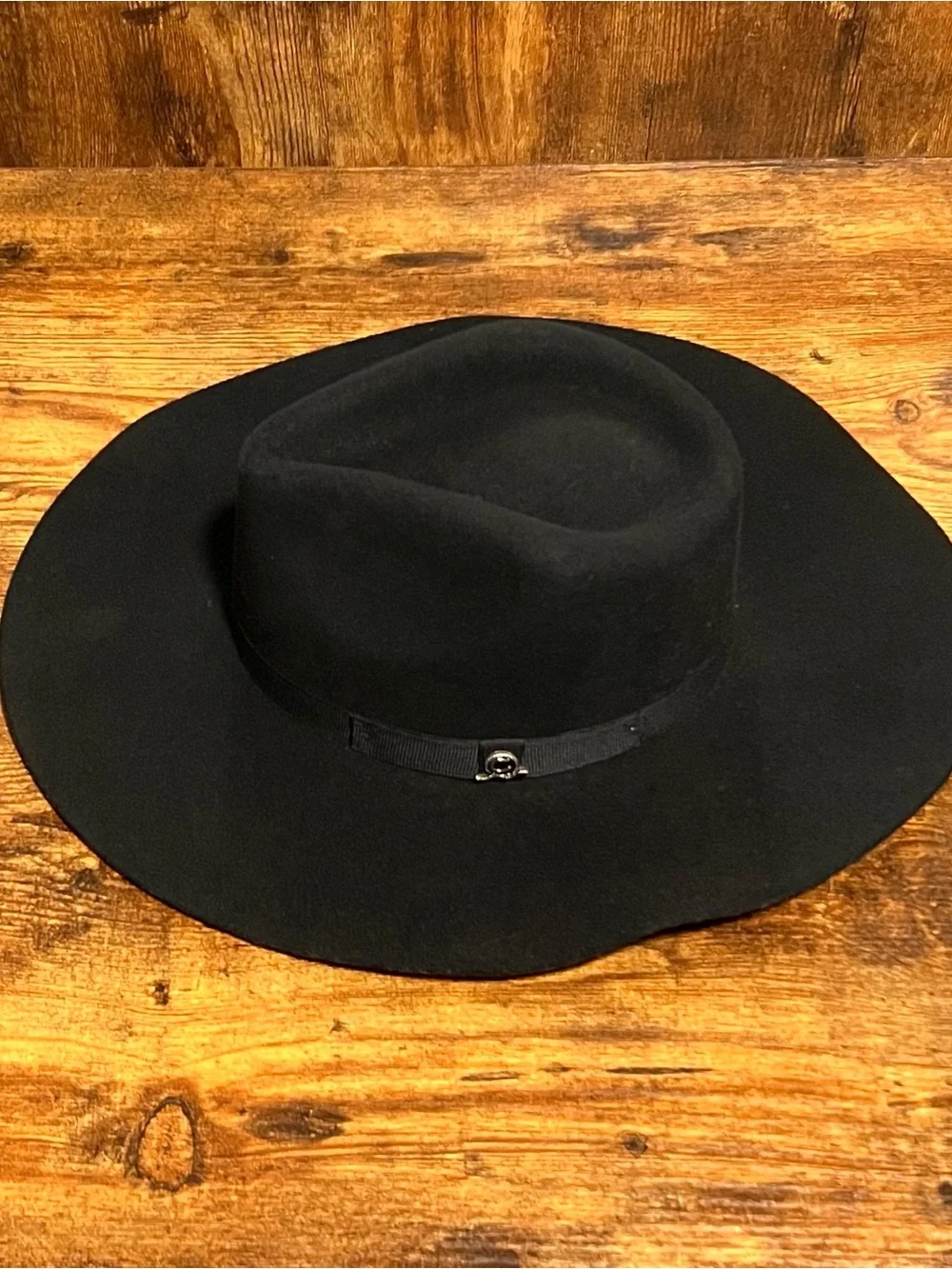 Charlie 1 Horse classic wide